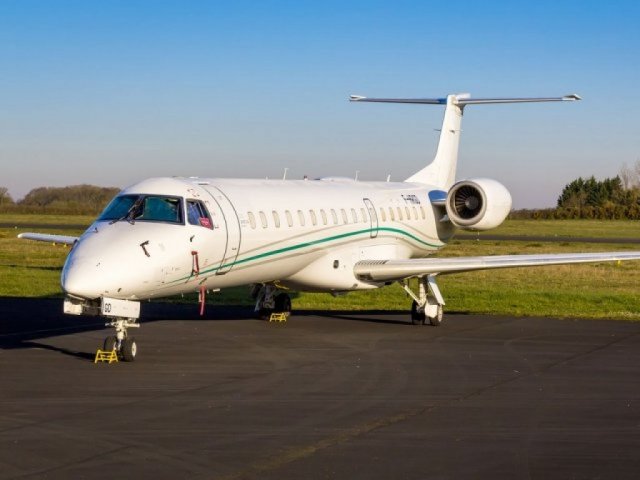Heading to Paris with the Amelia Pau-Orly route twice a day